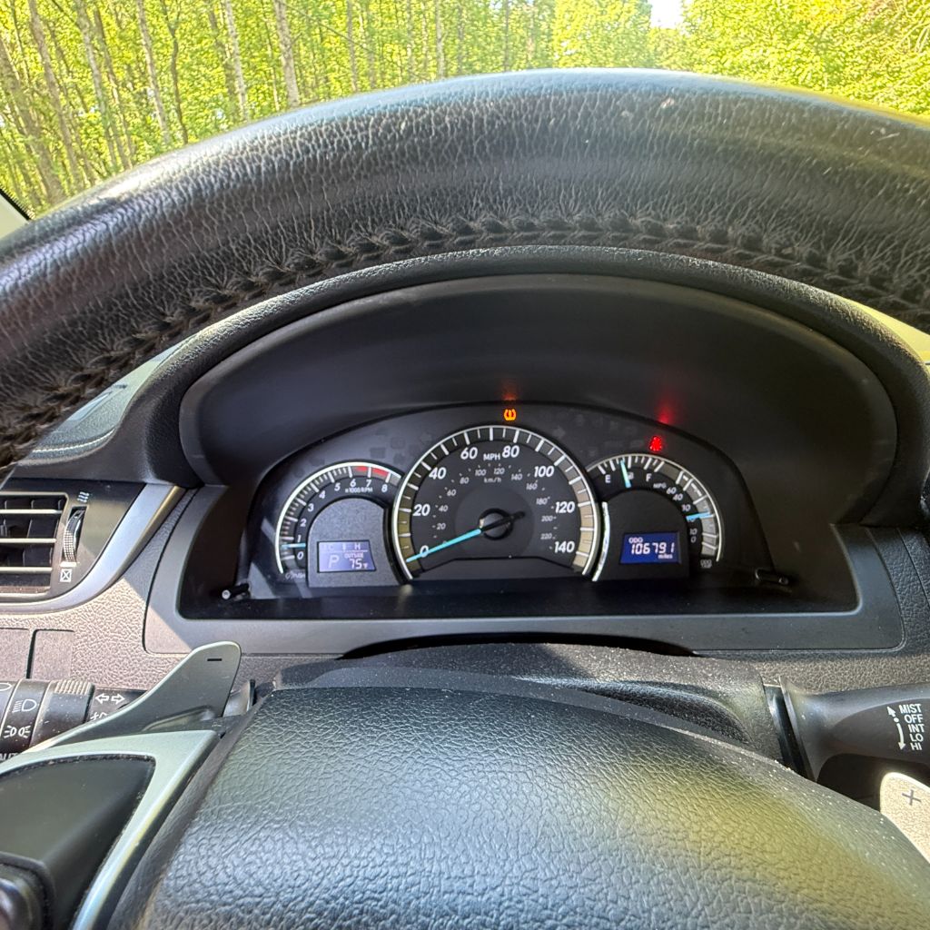 2012 Toyota Camry SE - Photo 15