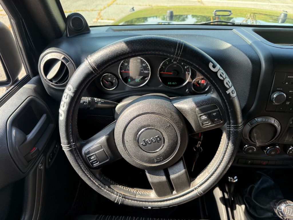 2012 Jeep Wrangler Sport - Photo 17