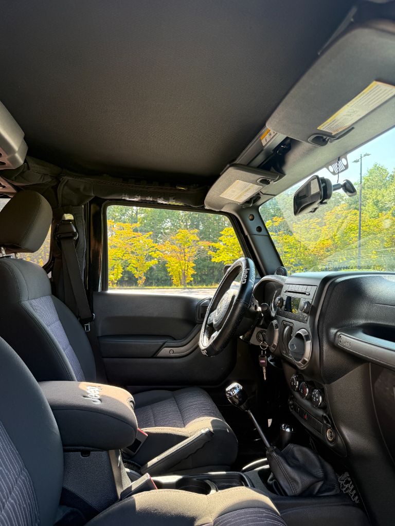 2012 Jeep Wrangler Sport - Photo 16